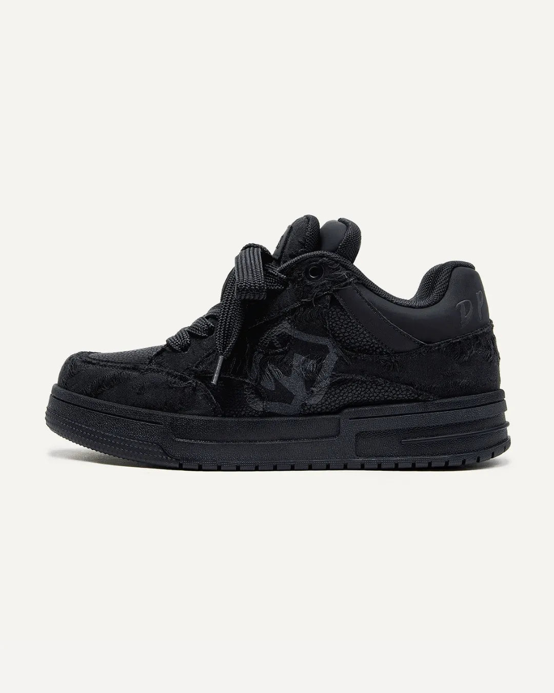 "SILENT" Shoes