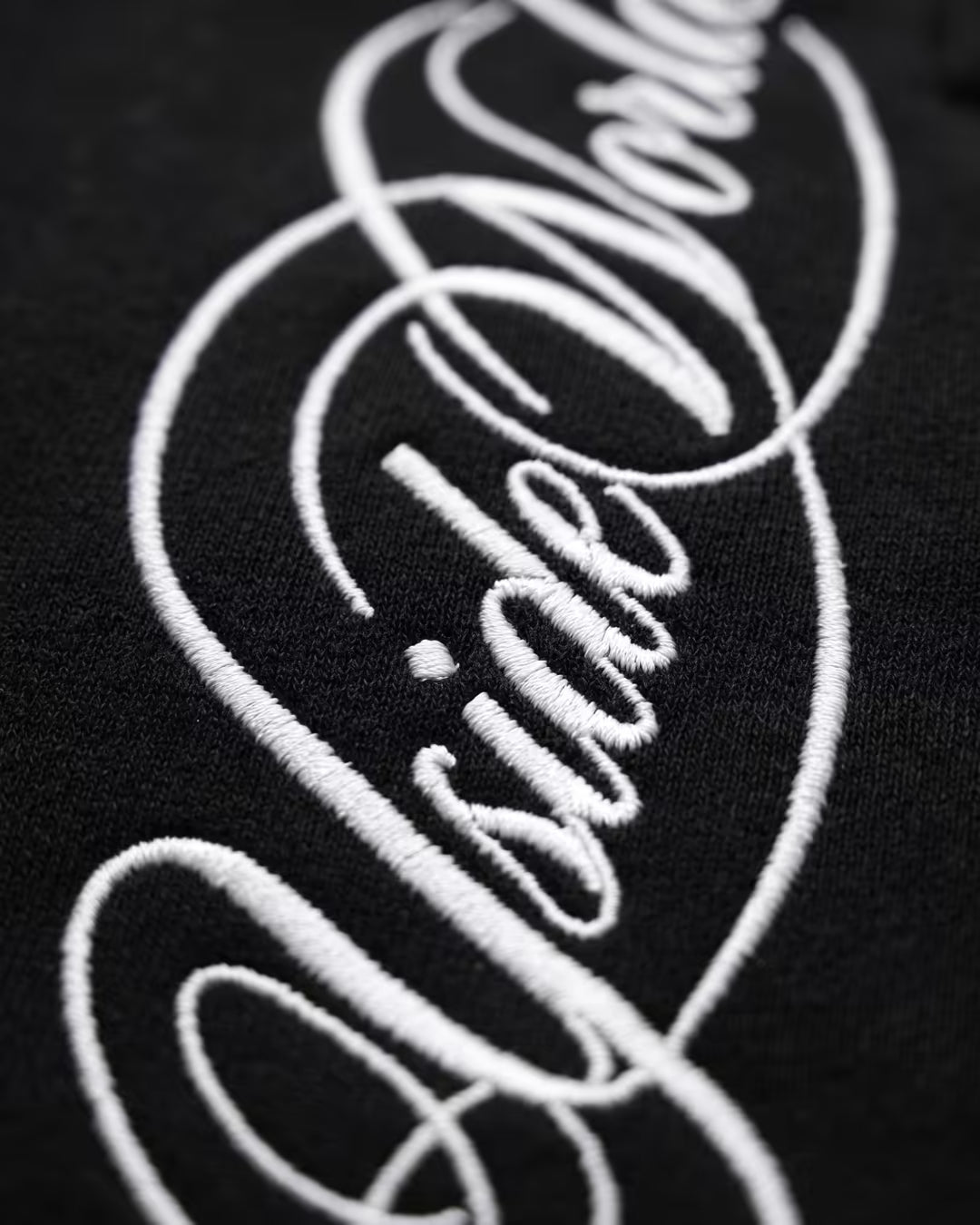"SCRIPT" Embroidered Short