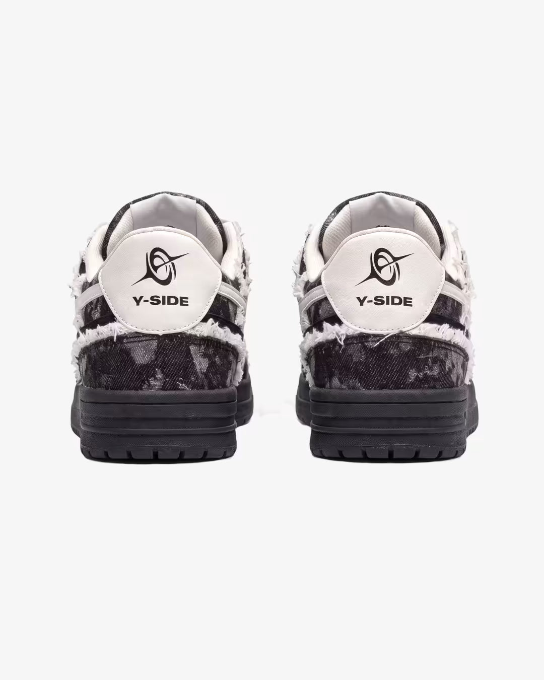 "AIRLINE" Black & White Sneakers