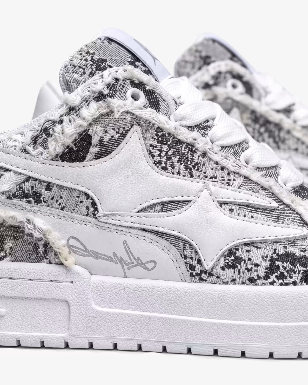 "AIRLINE" Dust Grey Sneakers