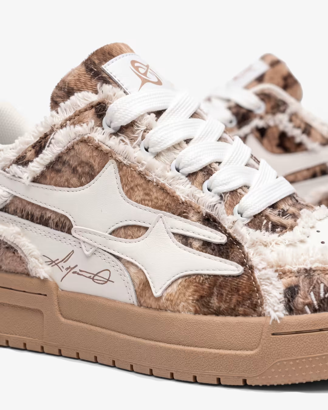 "AIRLINE" Savage Brown Sneakers