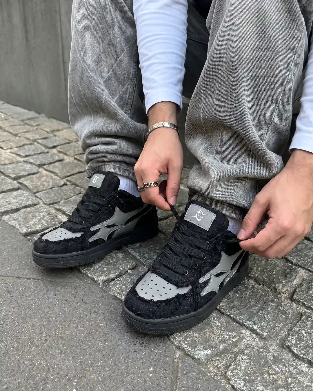 "AIRLINE" Carbon Black Sneakers