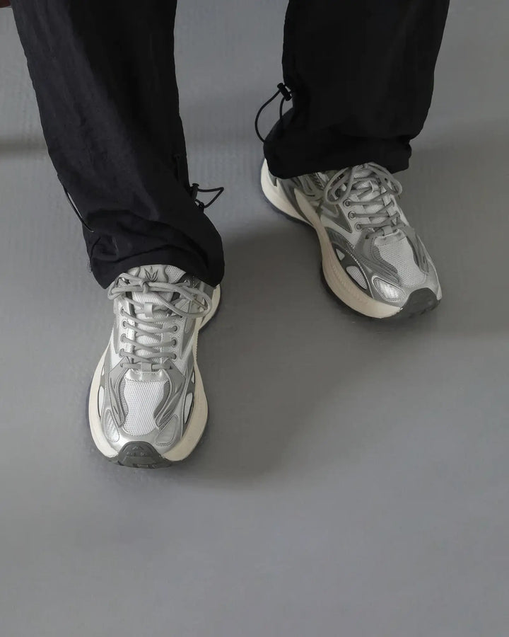 "NOVA" Sneakers