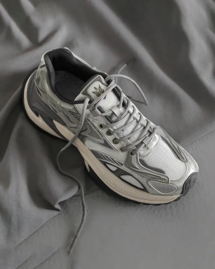 "NOVA" Sneakers
