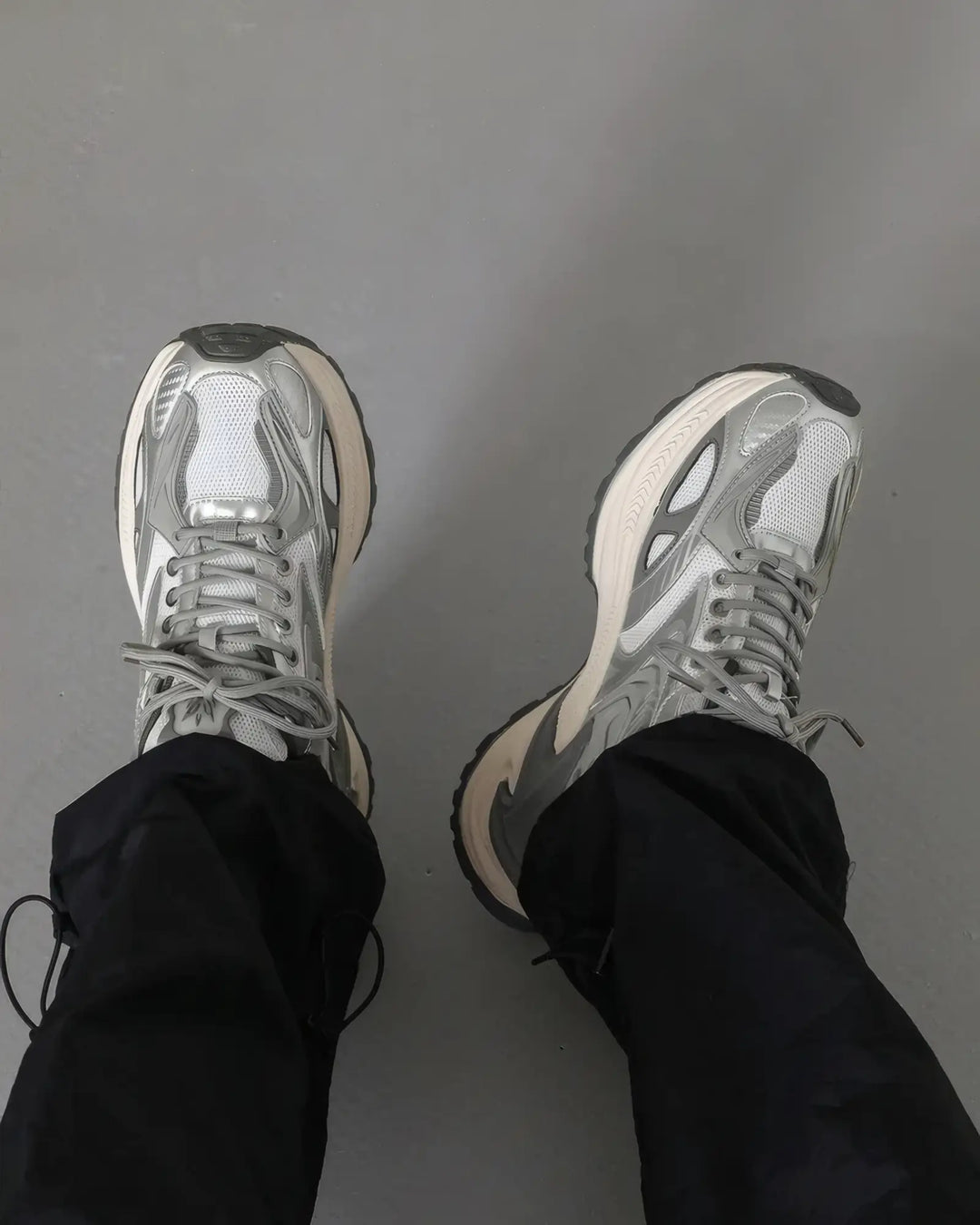 "NOVA" Sneakers
