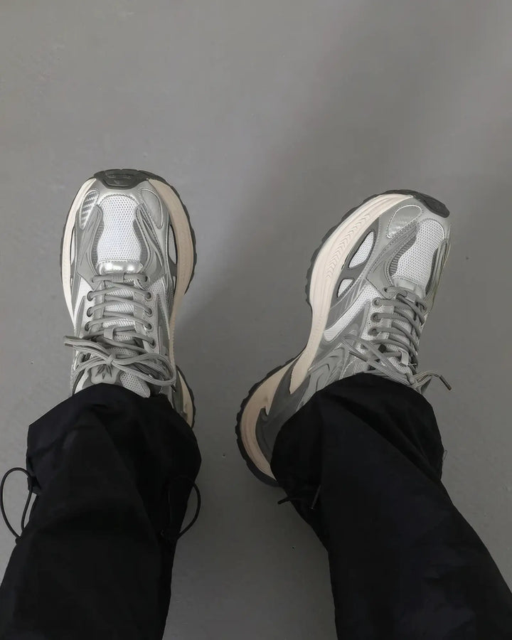"NOVA" Sneakers