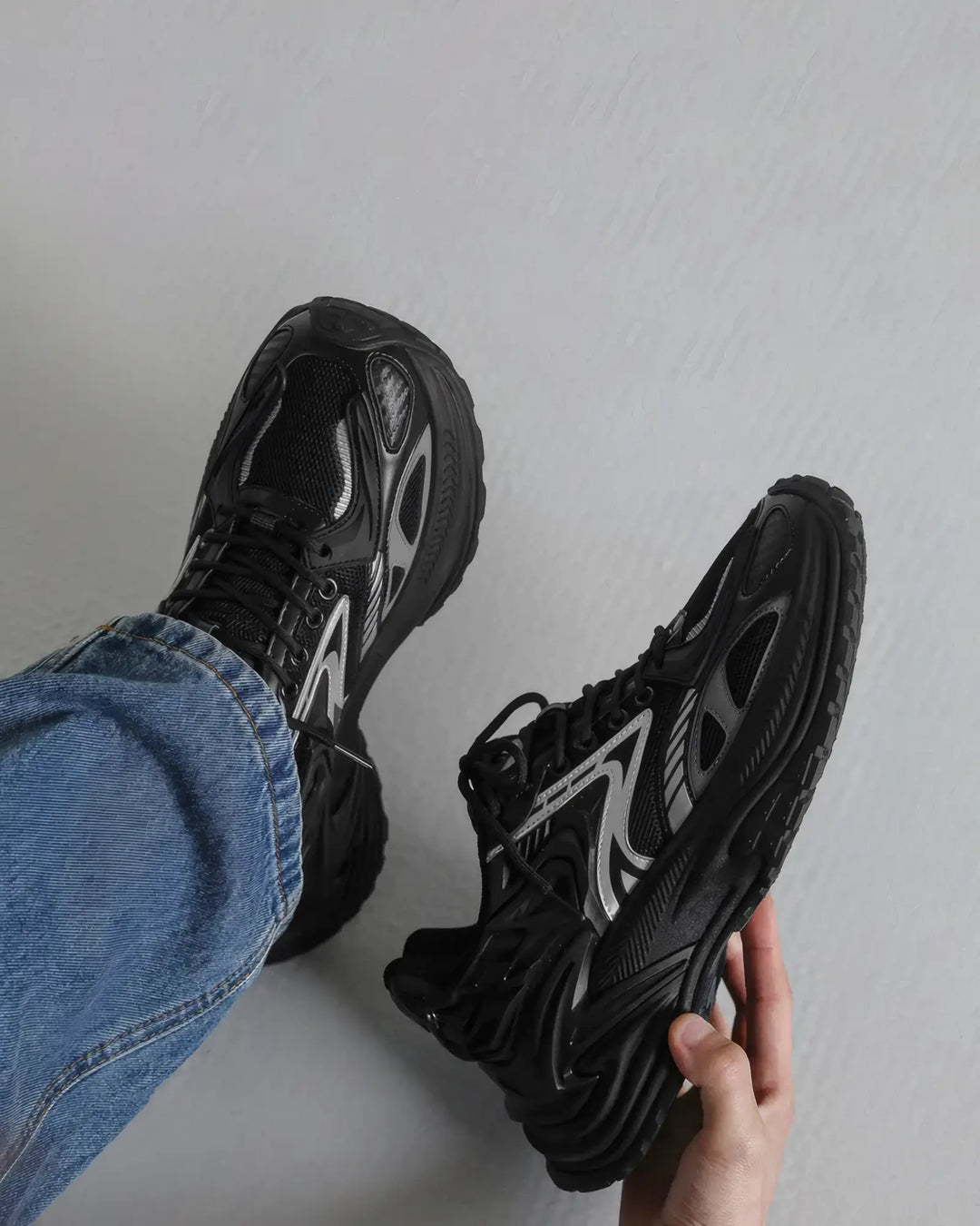 "NOVA" Sneakers