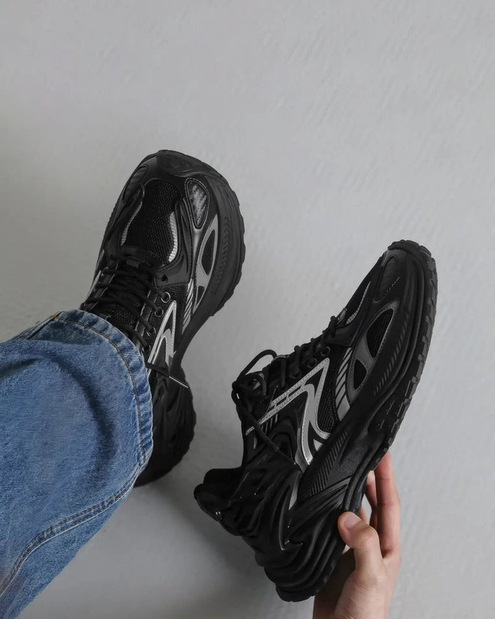 "NOVA" Sneakers